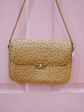 Corbeau Curio Ostrich Leather Classic Tan w/ Turn-Lock Closure Purse Bag Vintage